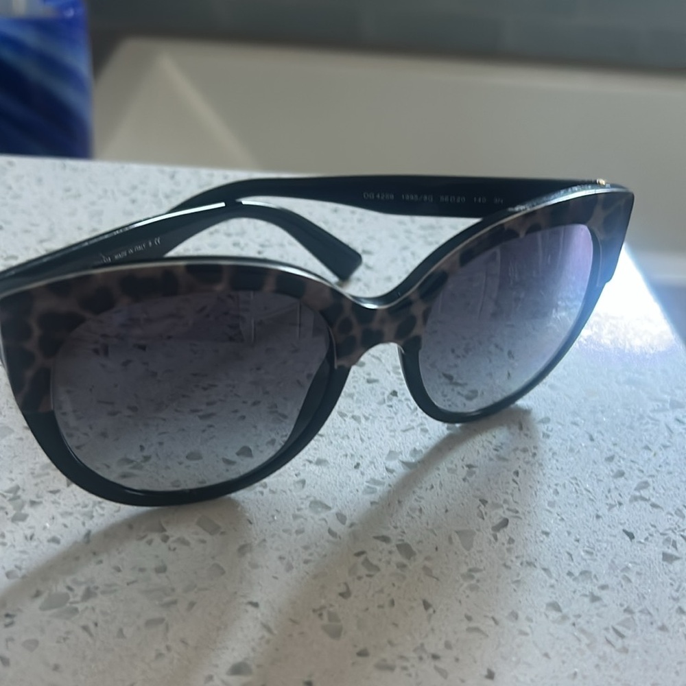 Dolce & Gabbana Leopard Cat Eye Sunnie Frames - Picture 13 of 14
